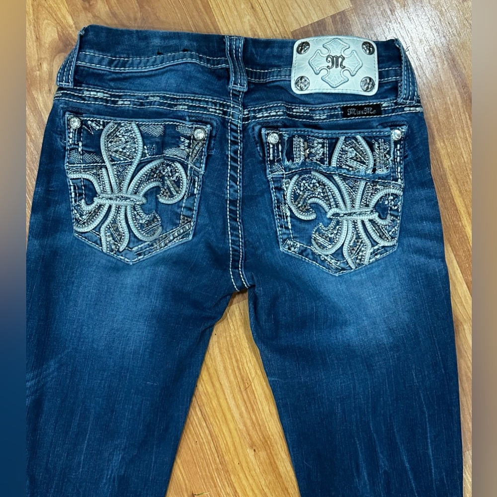 Miss Me Signature Straight Jeans